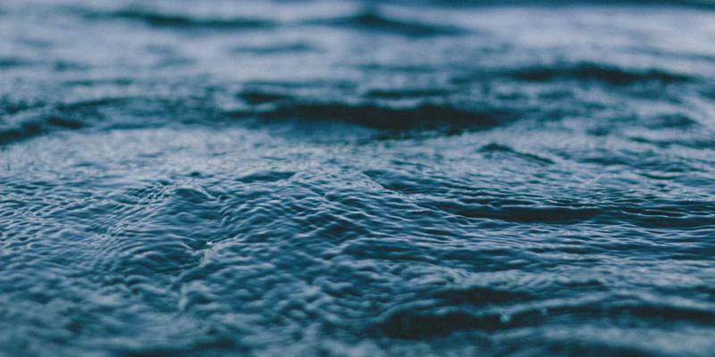 守护健康防线：深圳医院专业消毒清洁为何是生命安全的基石？